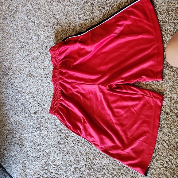 Amazon - Picture 1 of 4